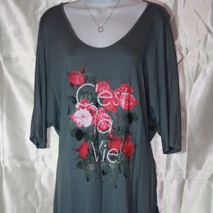 JOH NWT T-shirt C'est la Vie!